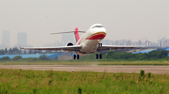 ARJ21֧߷ɻ׼ܽɻ׷